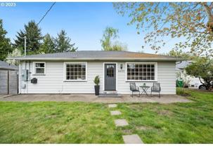 6435 Ne Emerson St #NA - Photo 1 of 1