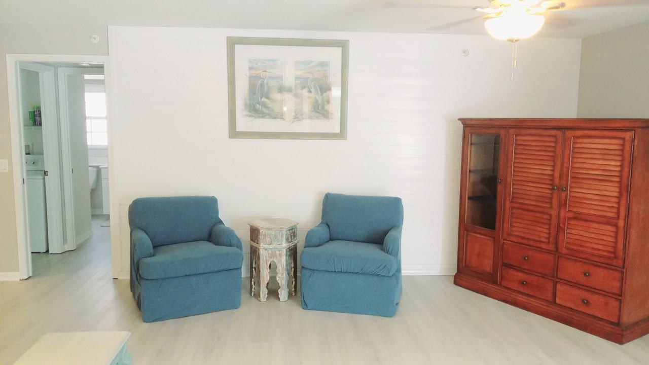 821 Montrose Dr #102 - Photo 6 of 27