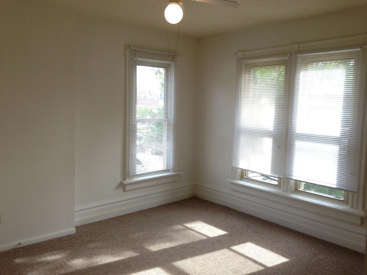 26 W Norwich Ave #C - Photo 4 of 4