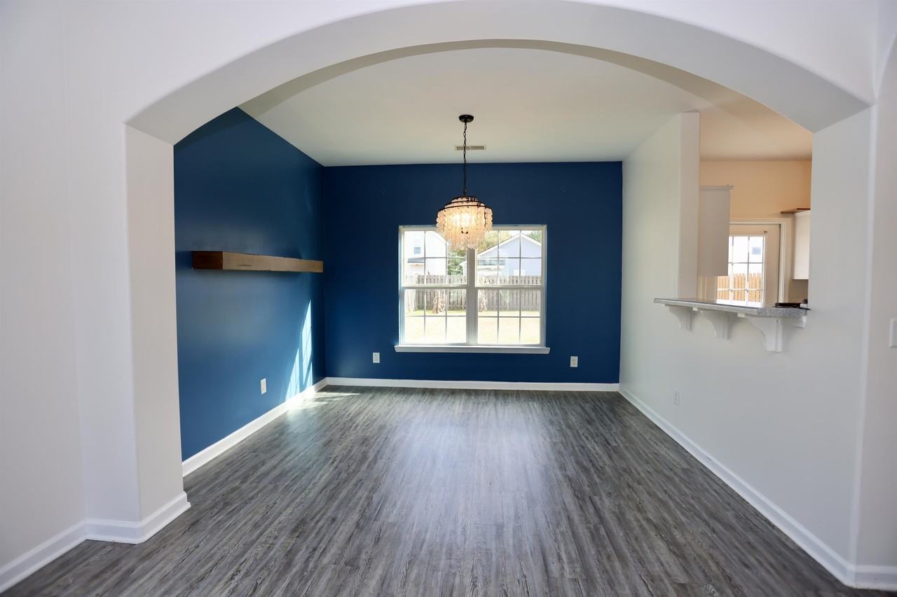 201 Chapel Lk S #NA - Photo 5 of 31