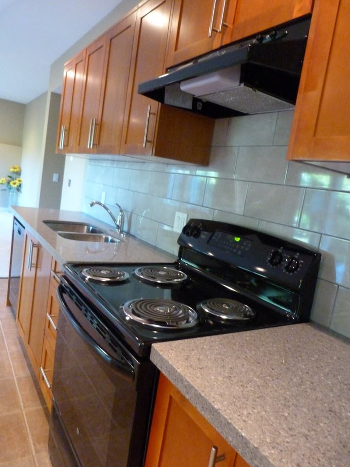 10567 170A Street - Photo 3 of 9