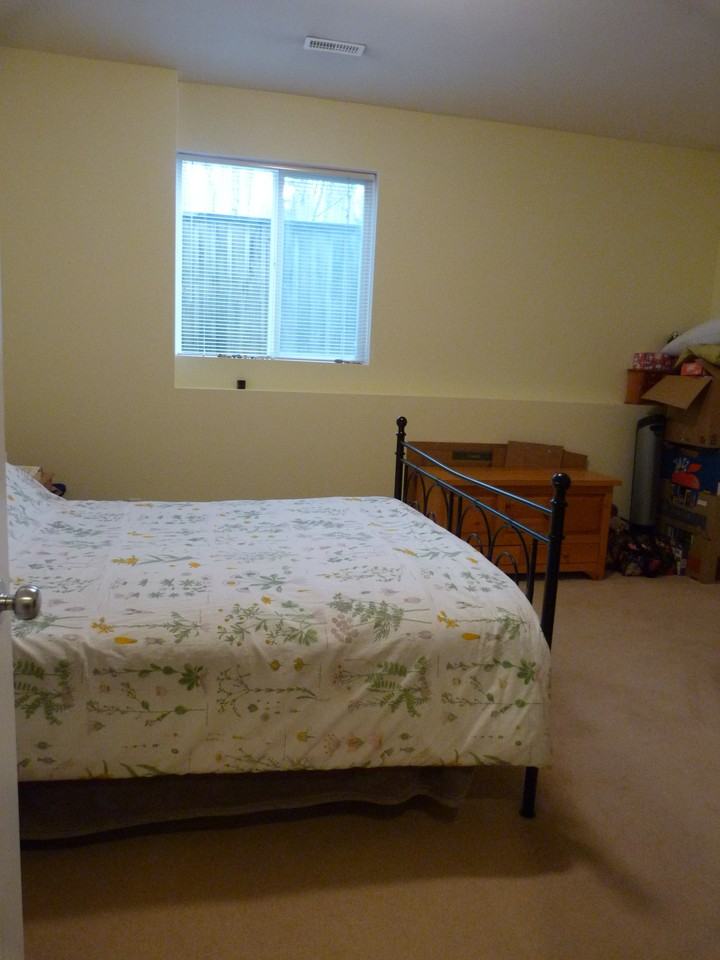 10567 170A Street - Photo 4 of 9