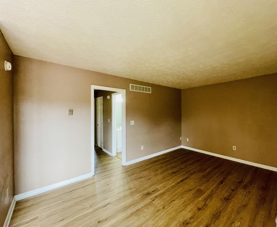 711.5 Old Shakertown Rd. - Photo 2 of 6