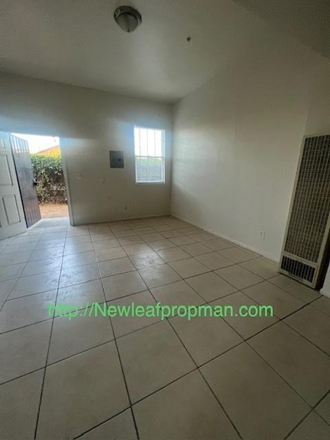 9124 South Broadway - Photo 2 of 4