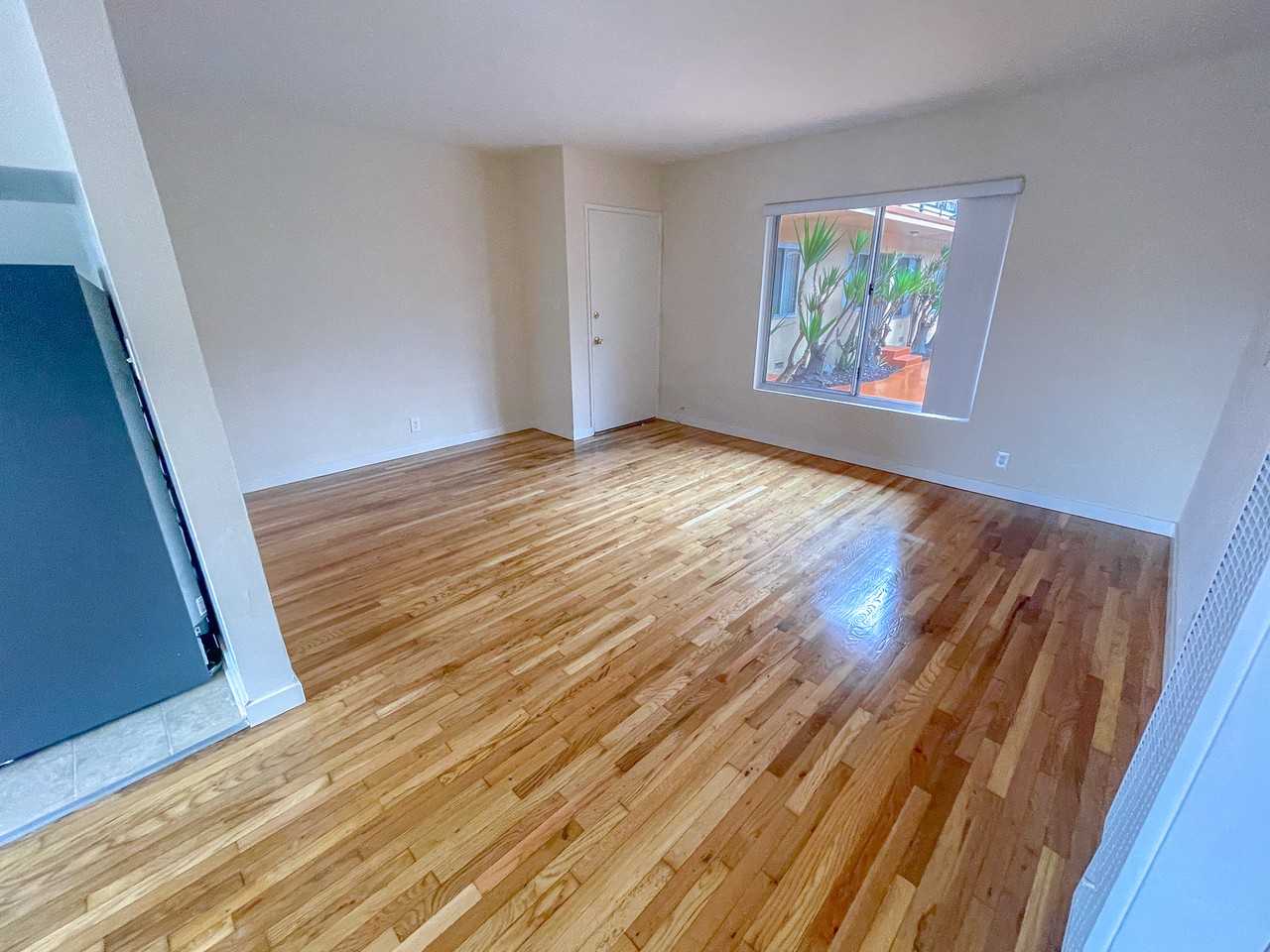 4500 E 7th St #8 - Photo 5 of 14