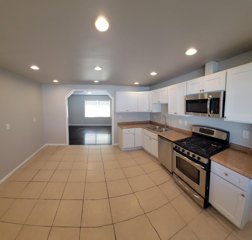 46 Beacon Ave #1 - Photo 4 of 25