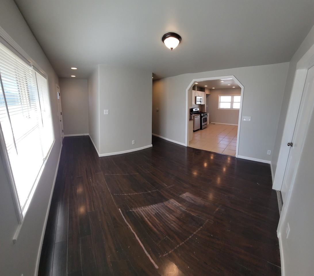 46 Beacon Ave #1 - Photo 5 of 25