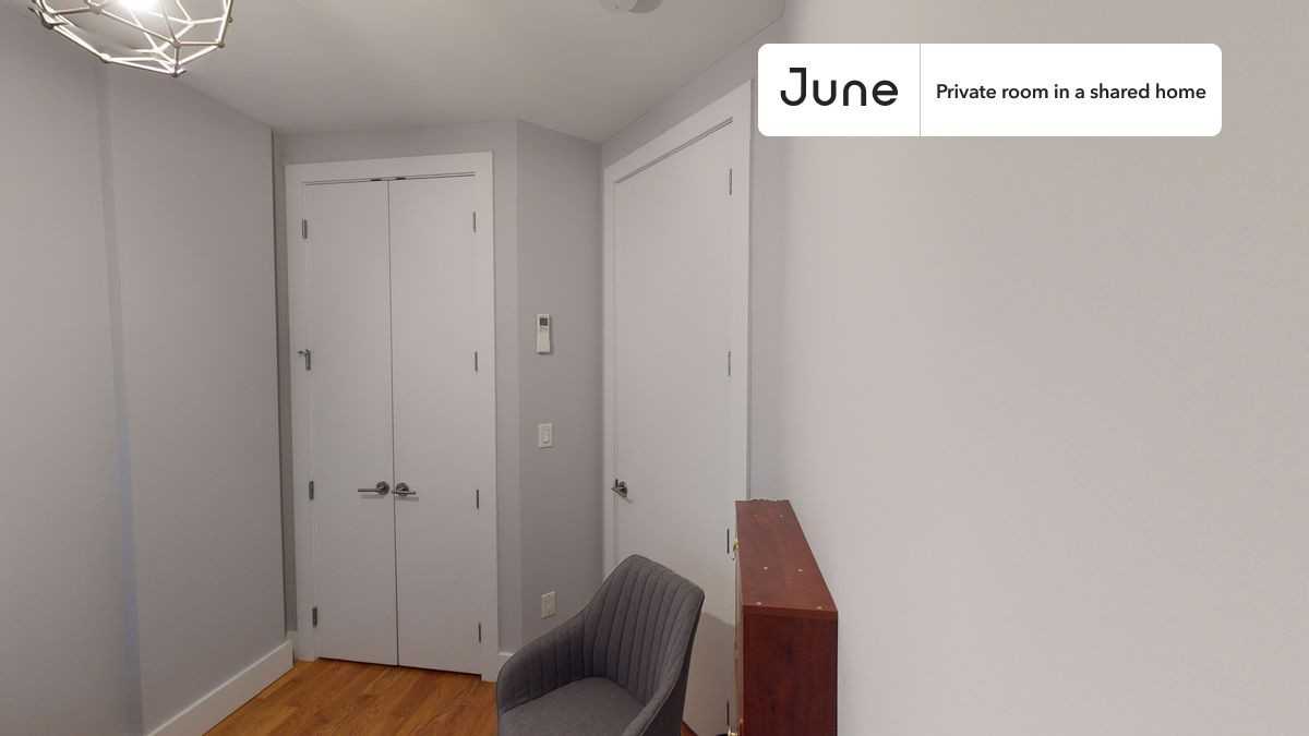 1226 Bedford Ave #E - Photo 7 of 25
