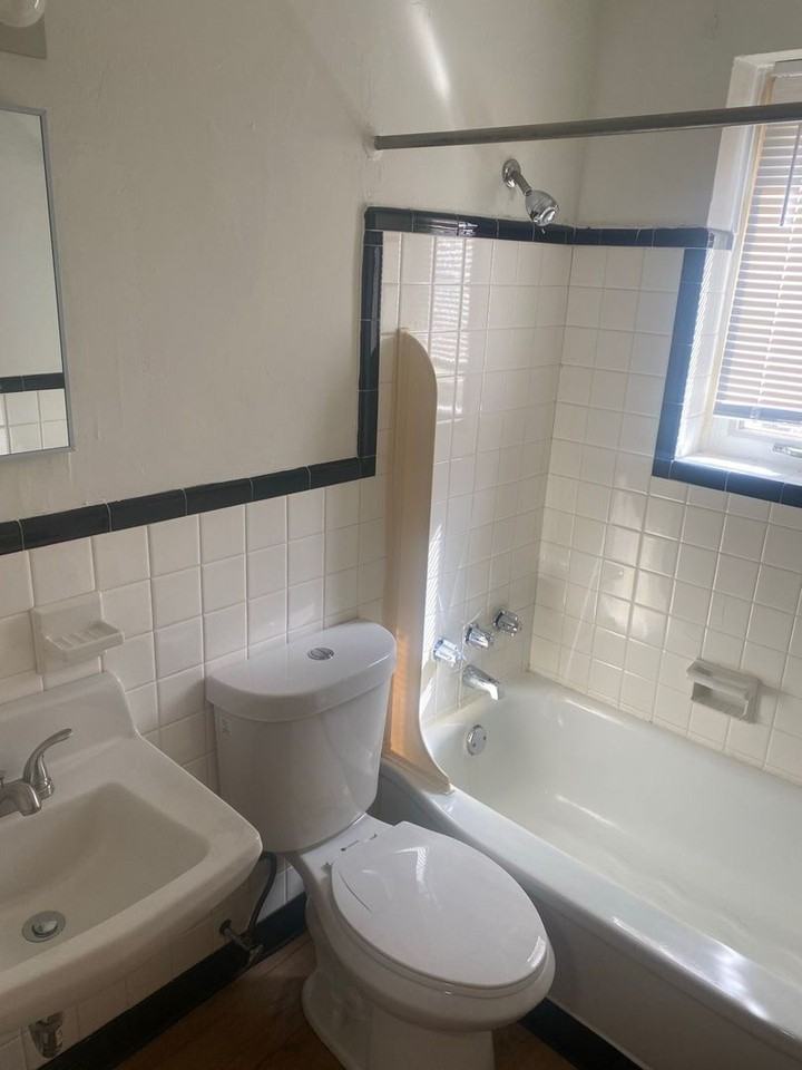 Skytop Village Apartments - Photo 4 of 28