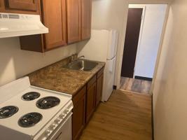 featured image of 1661 Skyline Dr