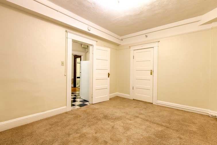 ST. FRANCIS APARTMENTS (SCHP02) - Photo 4 of 28