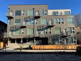 featured image of 6820 Oswego Pl Ne