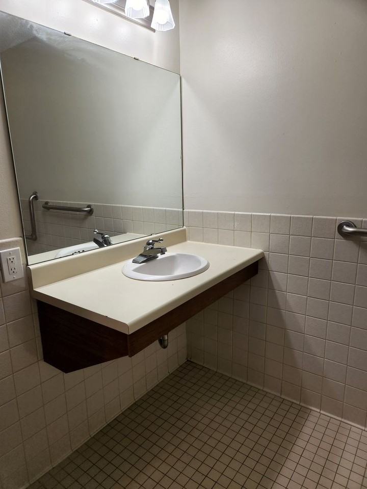 CR Flats - Photo 6 of 14