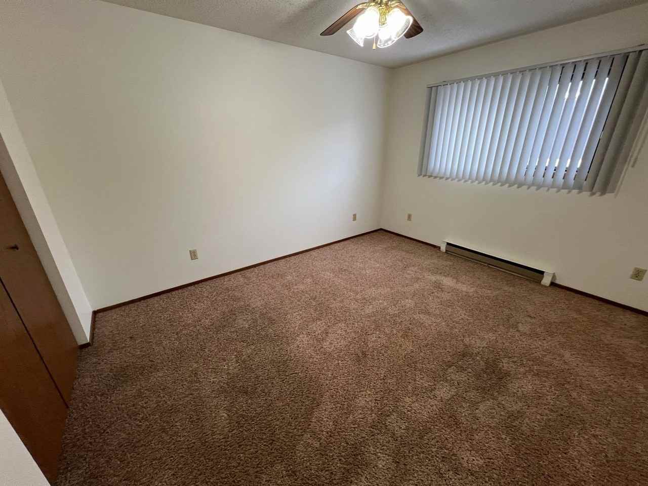 Car-ly II Apartments - Photo 5 of 5