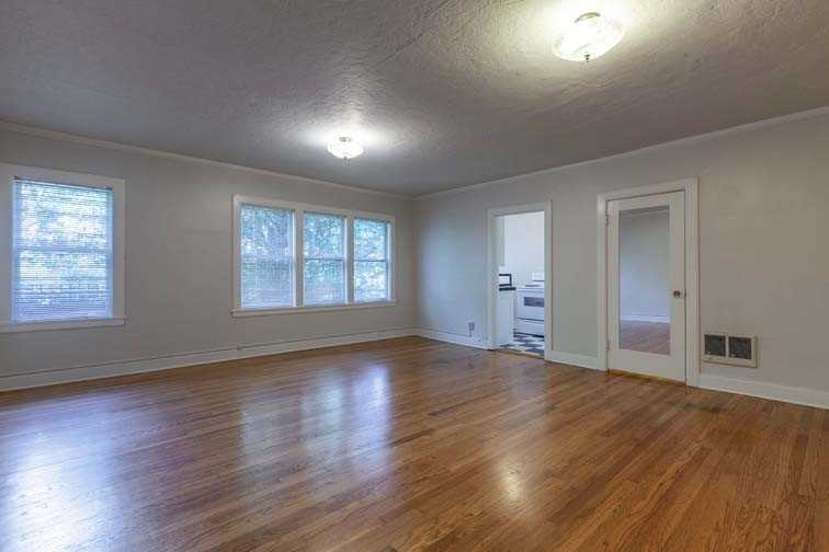 CARMEN APARTMENTS (JAMJ01) - Photo 2 of 25