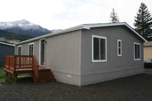 featured image of 965 Northeast Forest Lane