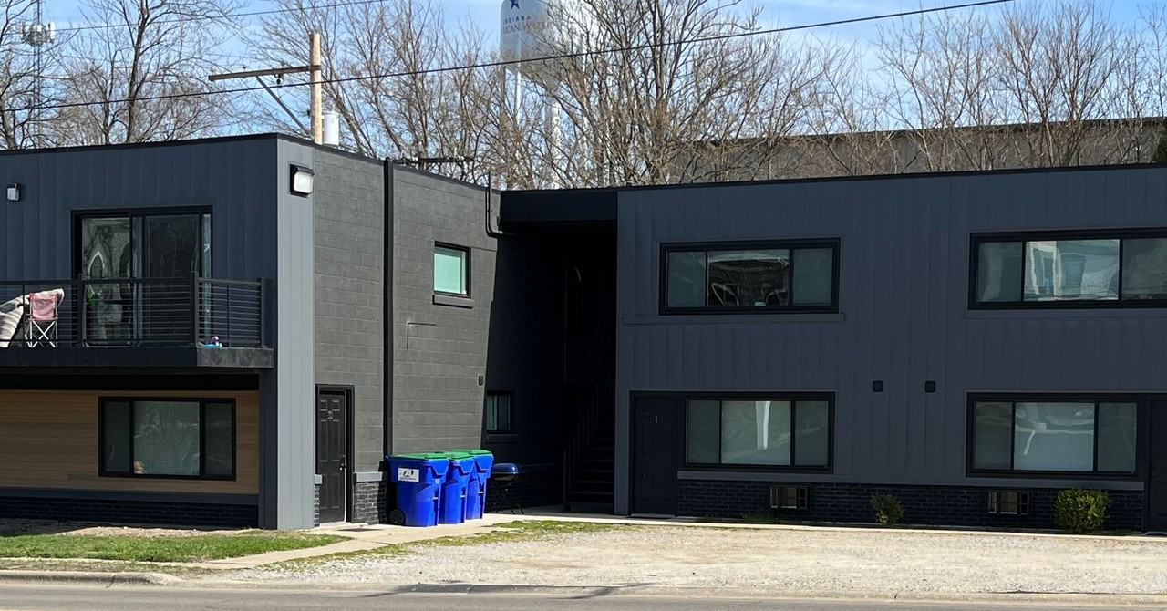 77 Kings - Photo 2 of 2