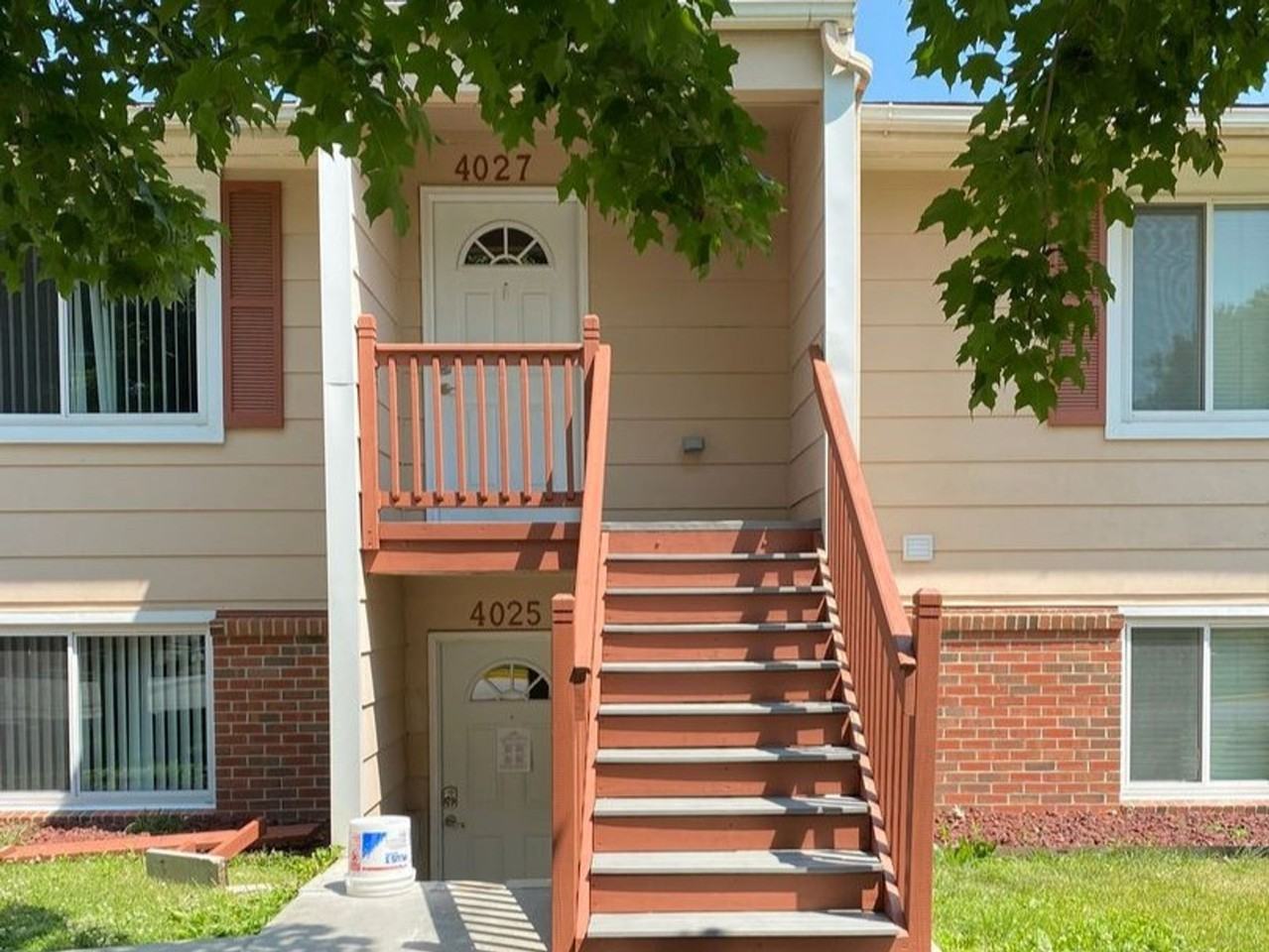 Aplin Duplex (4025/4027) - Photo 5 of 5