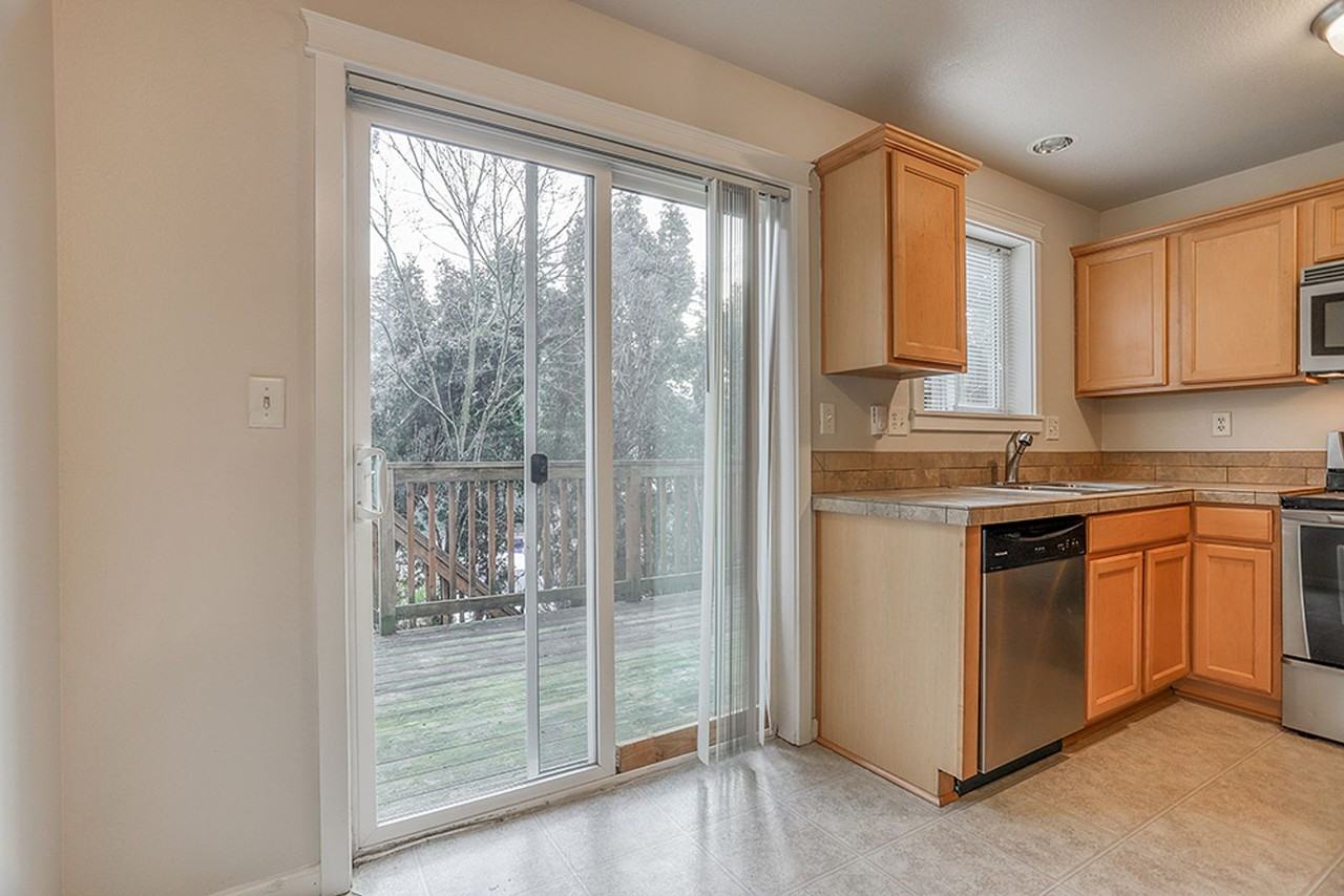 Alexander Heights - Photo 4 of 48