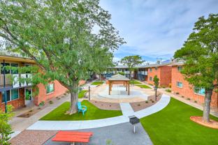 Executive East Apartments - Photo 1 of 1