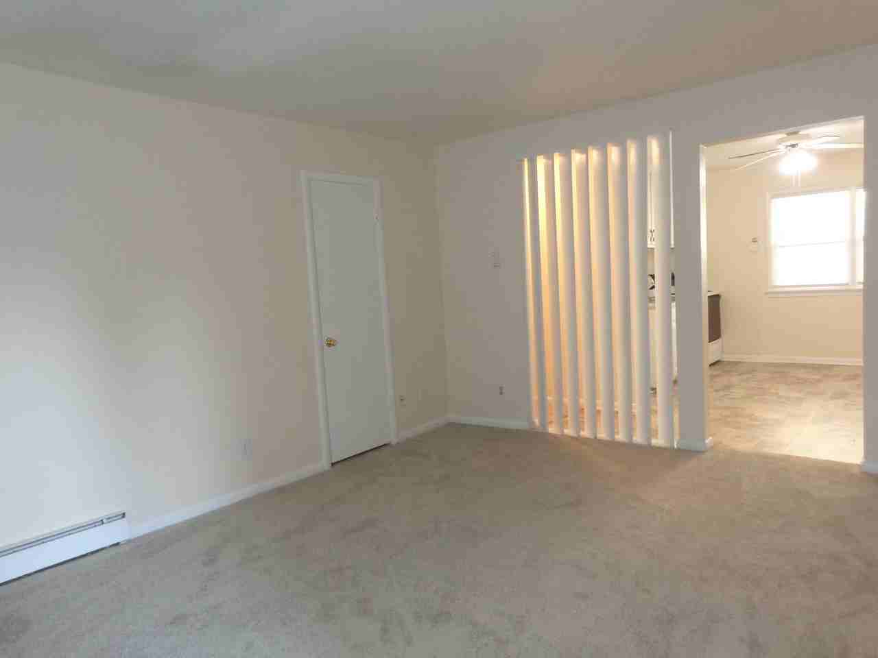 Coronet4638 - Photo 2 of 17