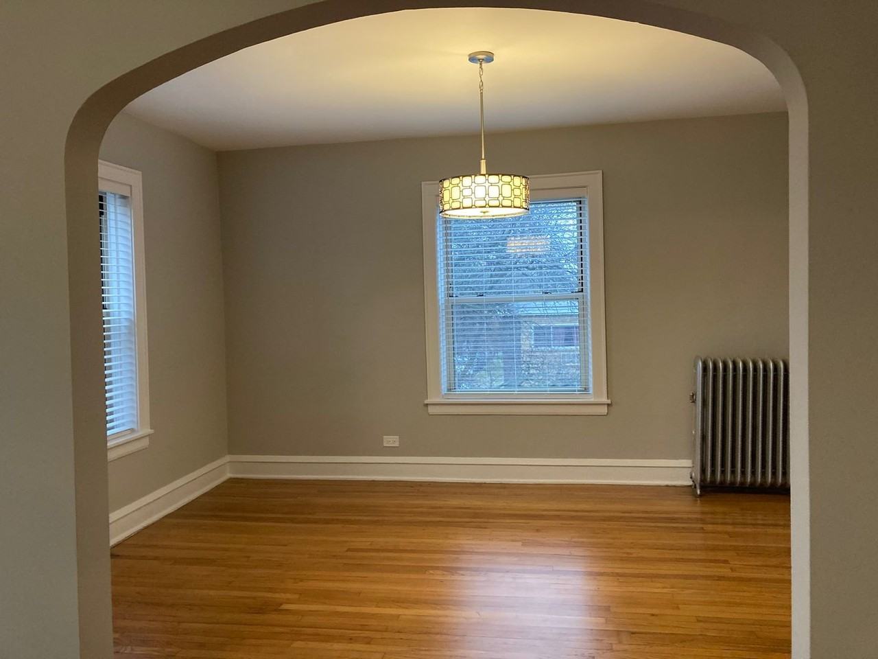 2317-2325 W. Chase Avenue - Photo 4 of 11