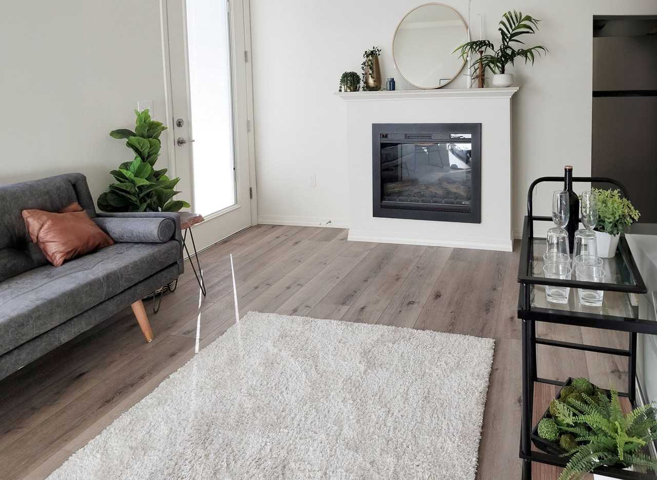 Lombard - Photo 7 of 50