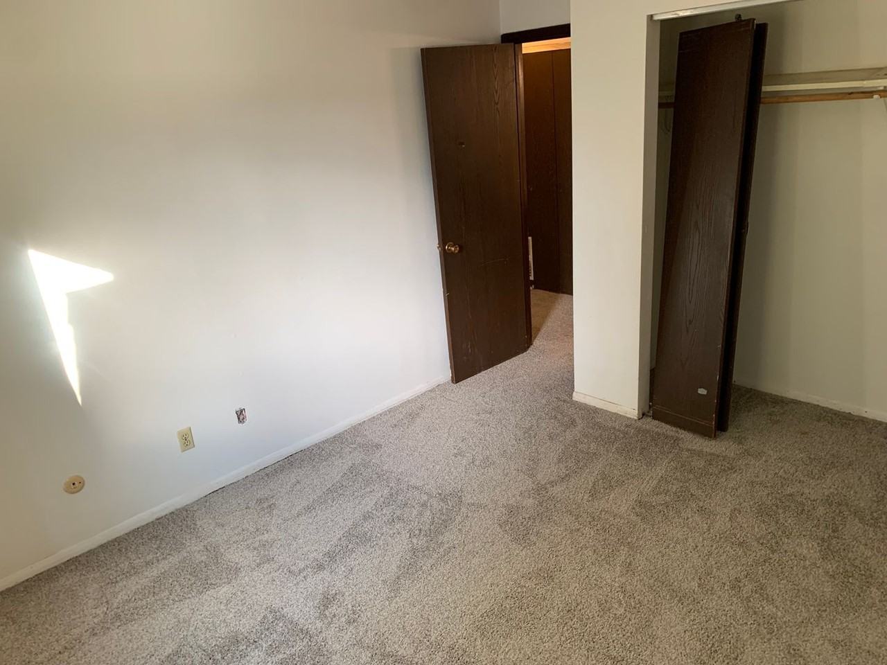 1002 McBean - Photo 3 of 17