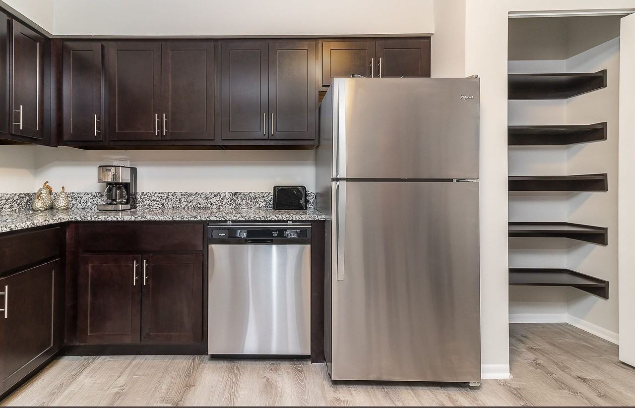 Edgewood Apartments - Photo 6 of 50