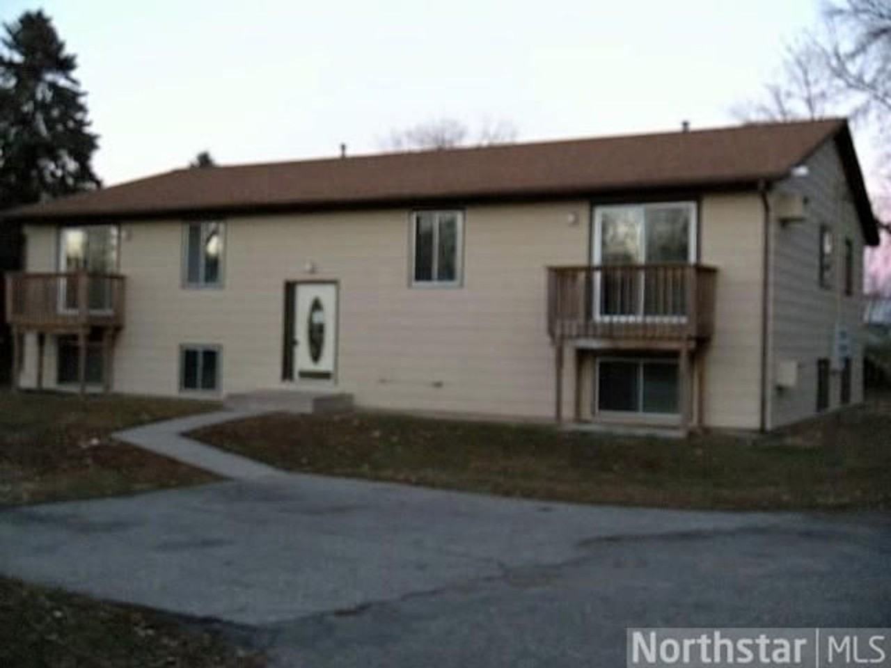 2301 Cannon St - Photo 2 of 13