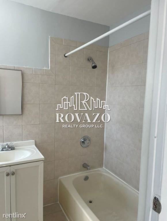 89 Mount Prospect Ave - Photo 2 of 3