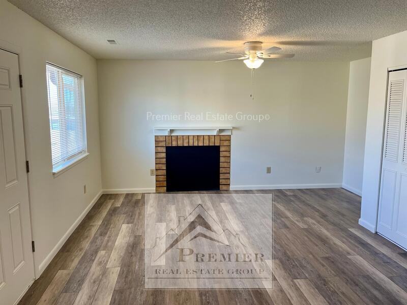 1019 Western Dr - Photo 3 of 7