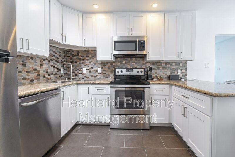 4610 30th St #A - Photo 5 of 8