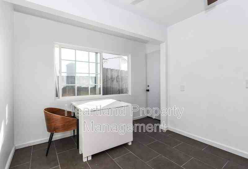 4610 30th St #A - Photo 6 of 8