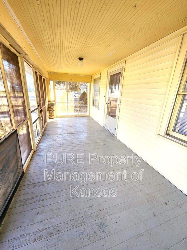 2603 Sw Buchanan St - Photo 2 of 16