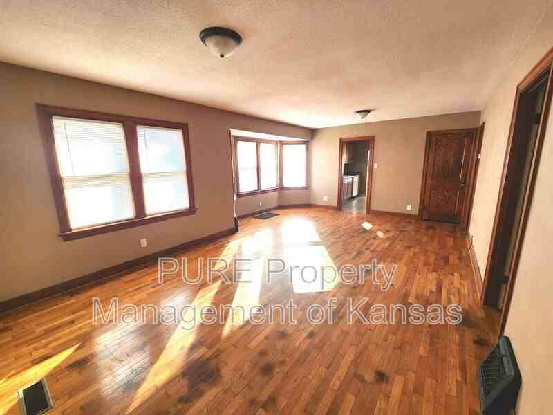 2603 Sw Buchanan St - Photo 3 of 16