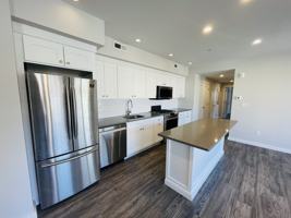 featured image of 375 Pleasant St #2