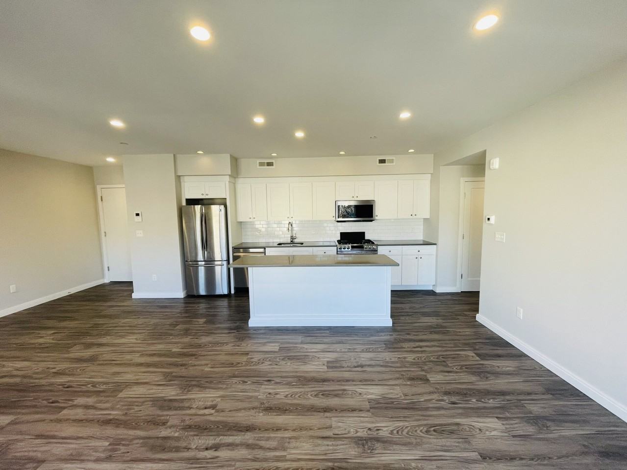375 Pleasant St #2 - Photo 2 of 17
