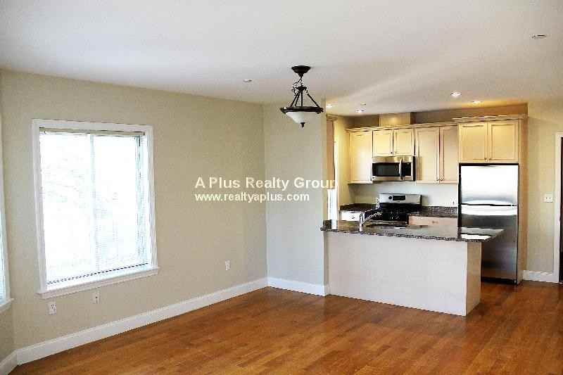 Vfw Pkwy #402 - Photo 3 of 14