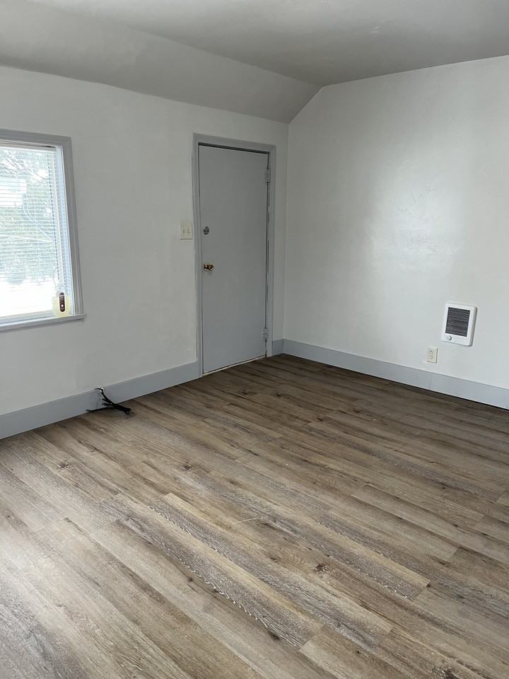 217 W 1St N - Photo 4 of 11