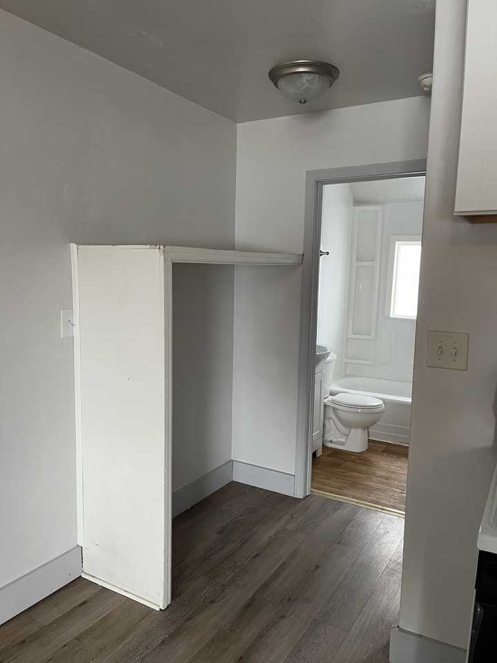 217 W 1St N - Photo 6 of 11