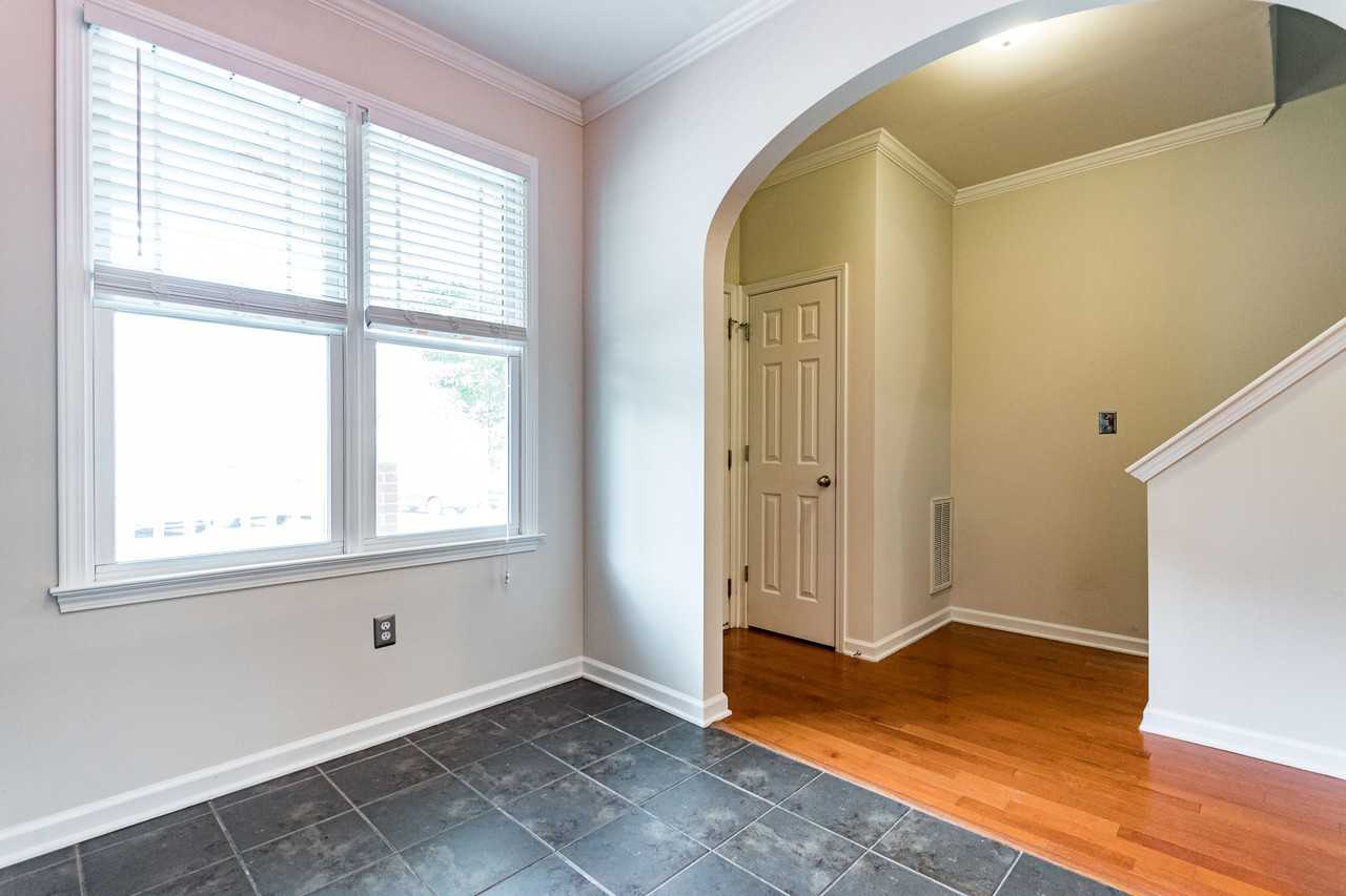 1041 Mica Lamp Ct - Photo 5 of 17