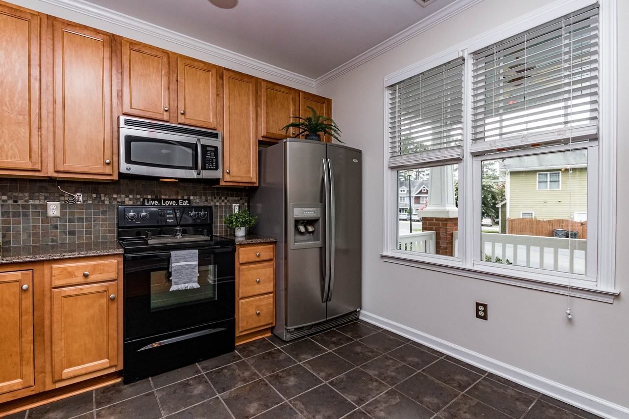 1041 Mica Lamp Ct - Photo 6 of 17