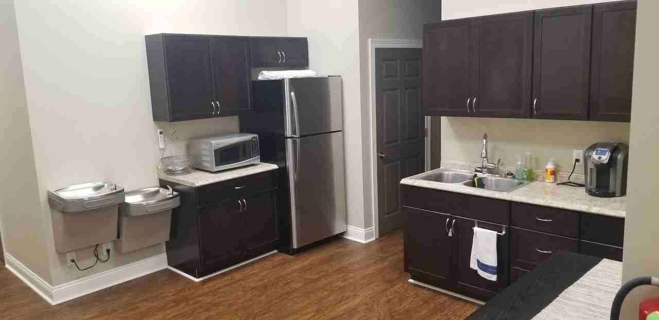 820 Broad St - Photo 2 of 2