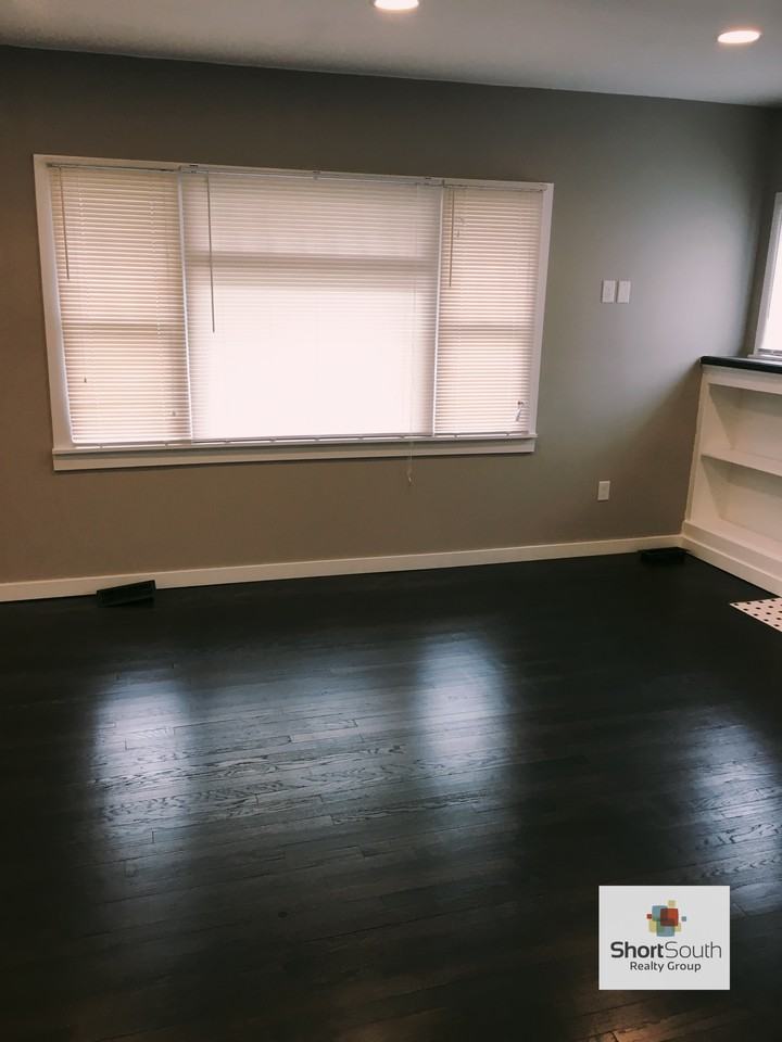 821 Burton St Se - Photo 3 of 11