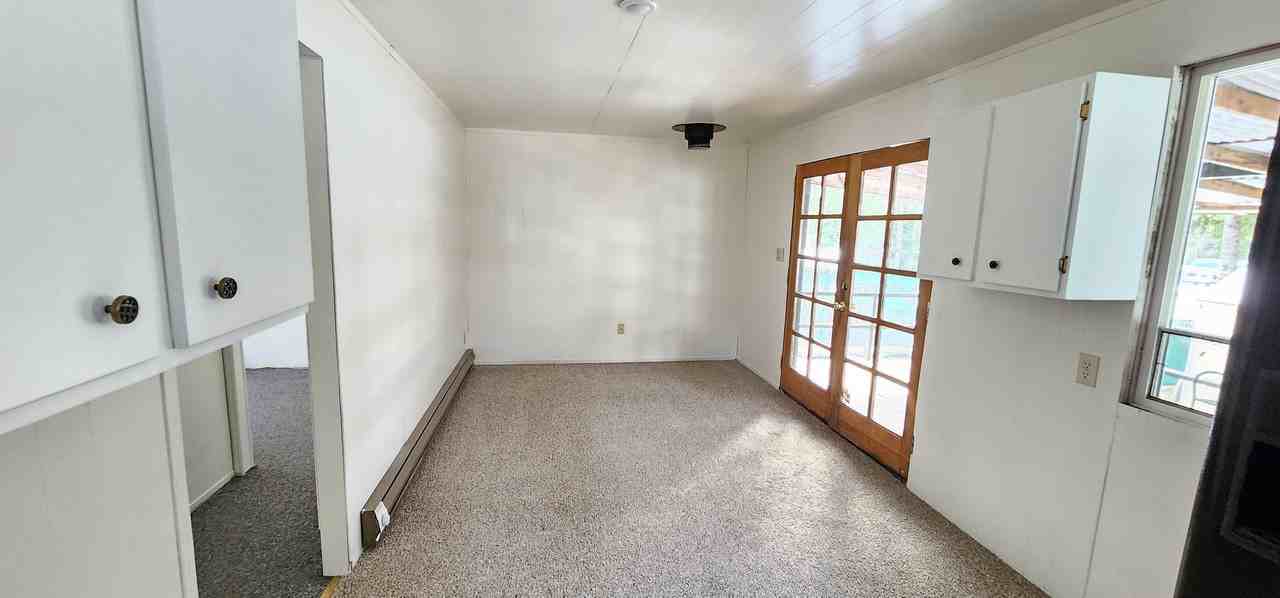 231 E Lakeview Dr - Photo 4 of 7