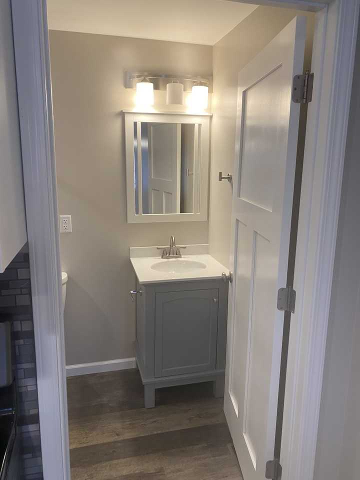 247 East Walnut Street #F - Photo 4 of 8