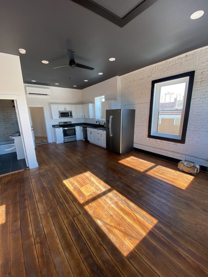 853 1st St #A - Photo 3 of 7