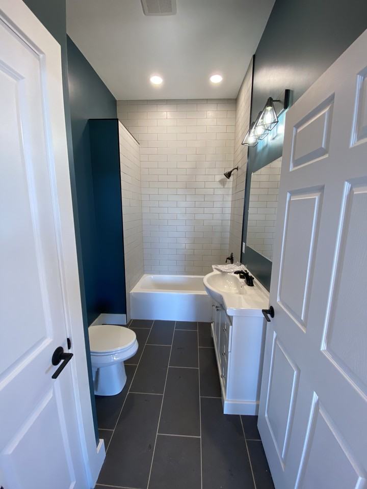 853 1st St #A - Photo 4 of 7