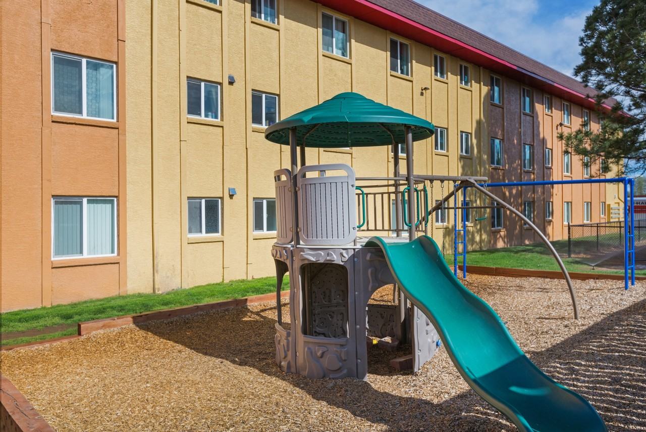 Newport Square Apartments - Photo 6 of 50